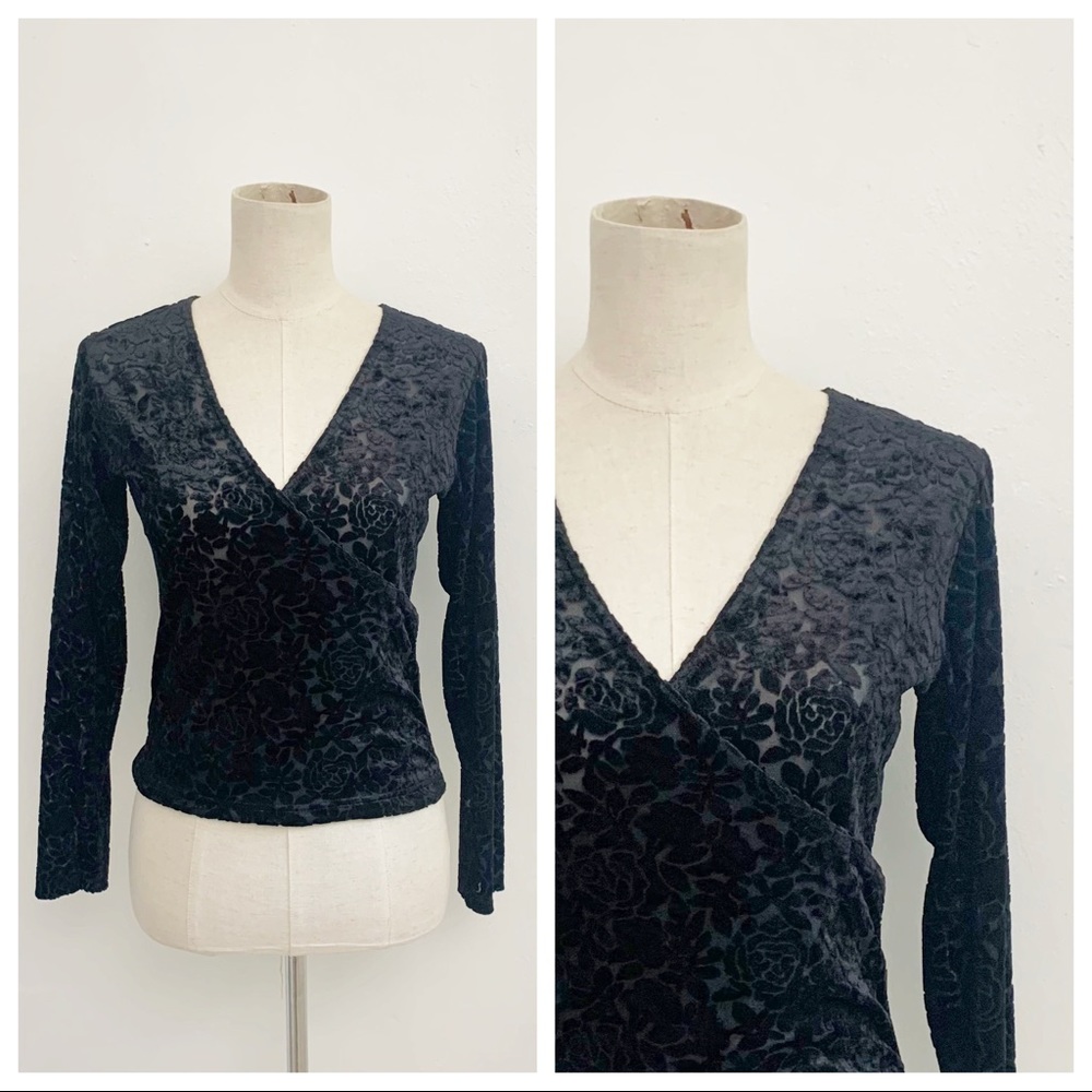 SOLD Vtg 90s Moda Velvet Burnout Surplice Top - Picture 2 of 6